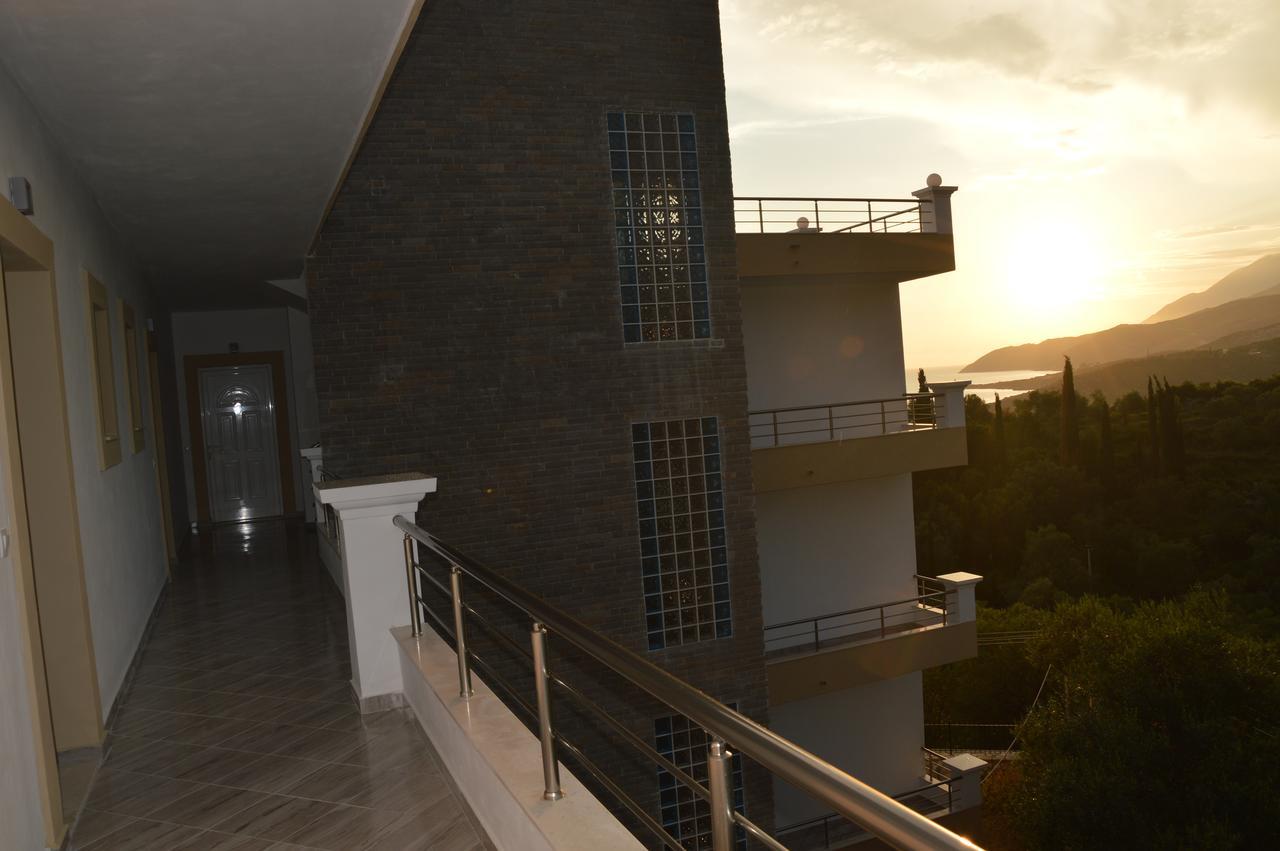 Mihalis Apartments ヒマラ エクステリア 写真