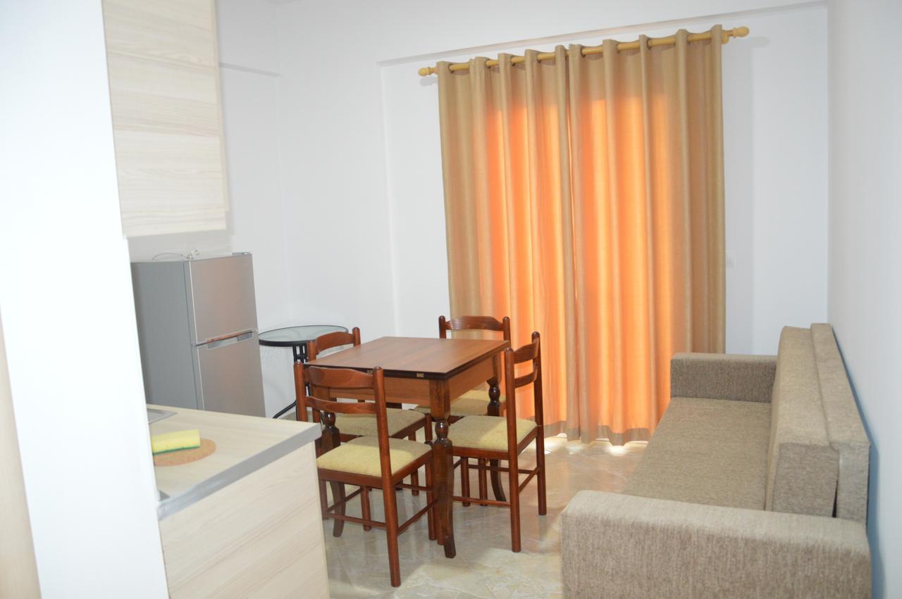 Mihalis Apartments ヒマラ エクステリア 写真